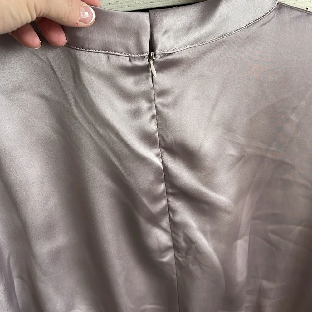 Eve satiny long sleeve crop top - Picture 6 of 7